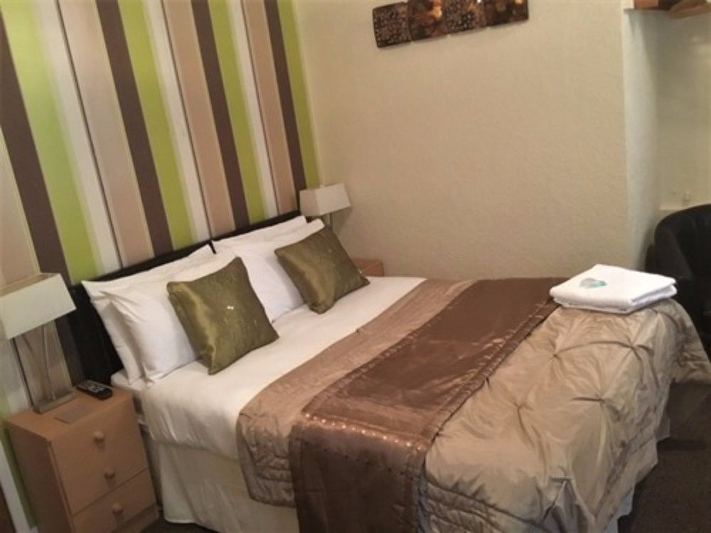 Bed and breakfast Benson - Small Families & Couples Only
