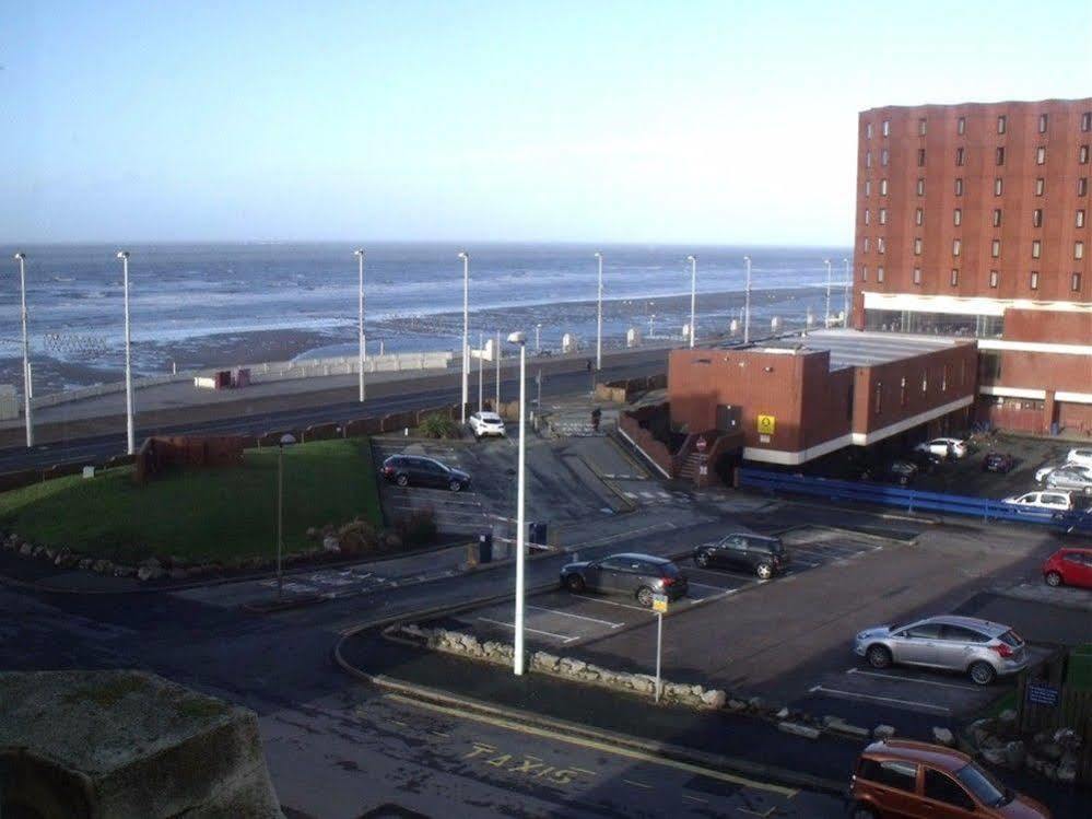 Benson - Small Families & Couples Only Bed and breakfast Blackpool