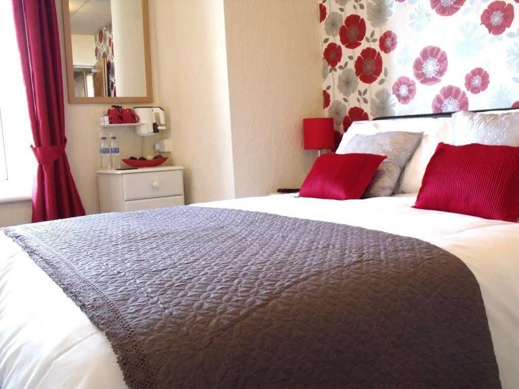 Bed and breakfast Benson - Small Families & Couples Only Blackpool