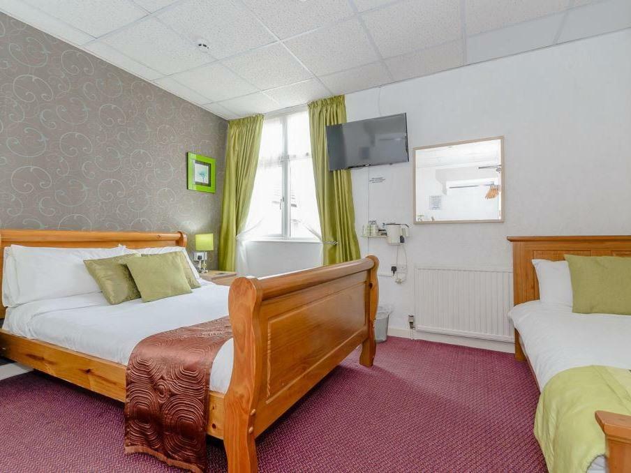 Bed and breakfast Benson - Small Families & Couples Only 3*