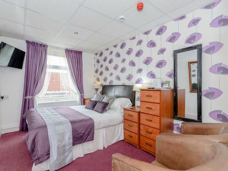 Bed and breakfast Benson - Small Families & Couples Only