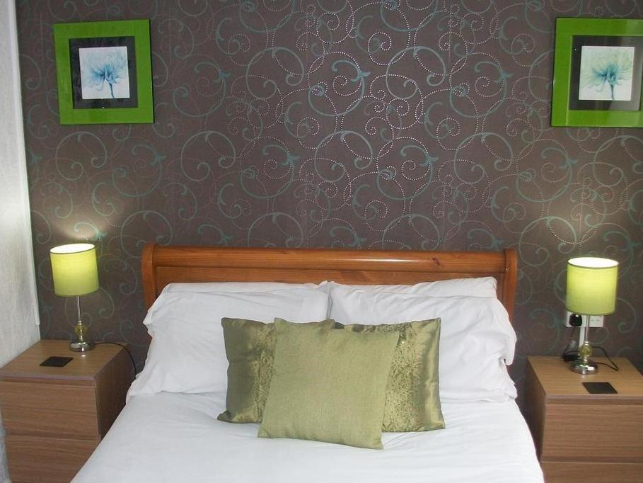 Benson - Small Families & Couples Only Bed and breakfast 3*